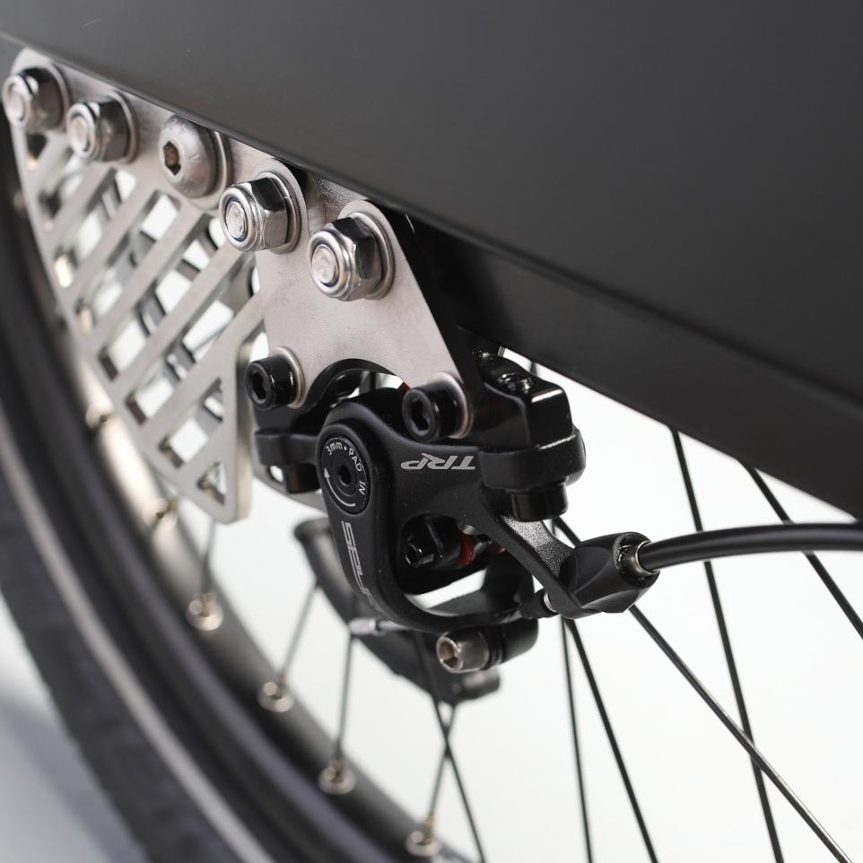 Disc brakes of the BicyLift bike trailer