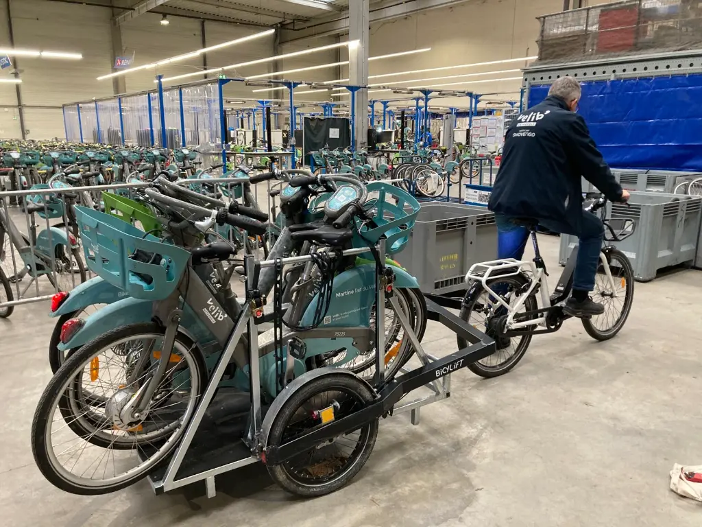 Remorque vélo bicylift smovengo transport de vélos.webp